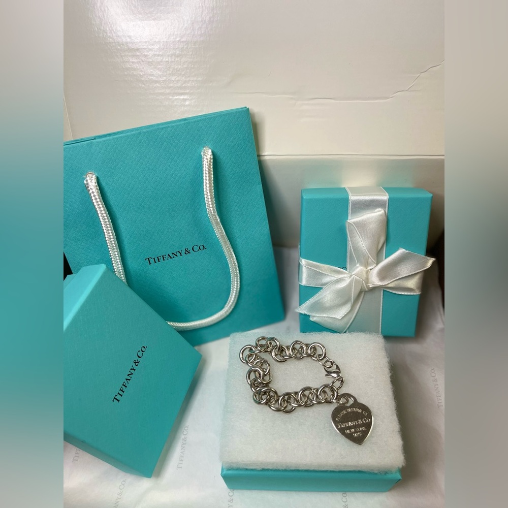 Tiffany & Co. Enamel Heart Tag Bracelet